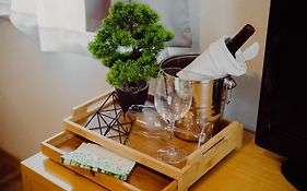 Hotel Bonsai
